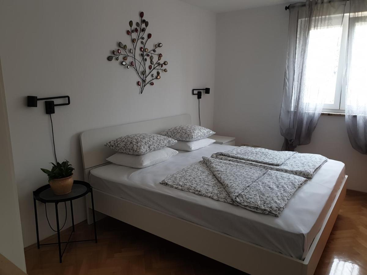 Apartment Maeistro By Privileggio Residence 로비니 외부 사진